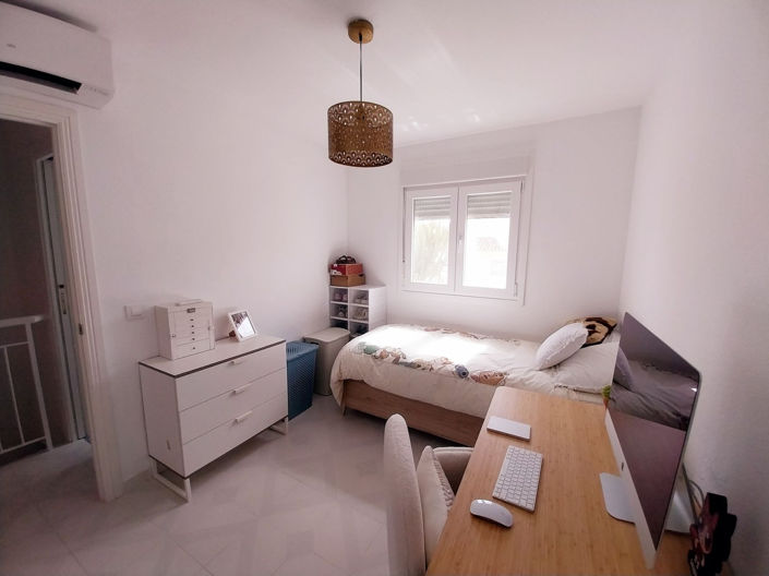 Image No.13-3 Bed Apartment for sale