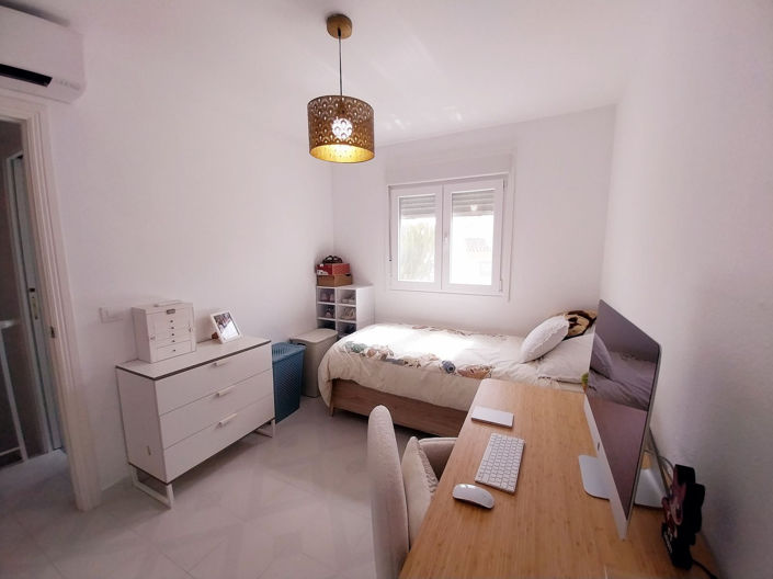 Image No.23-3 Bed Apartment for sale