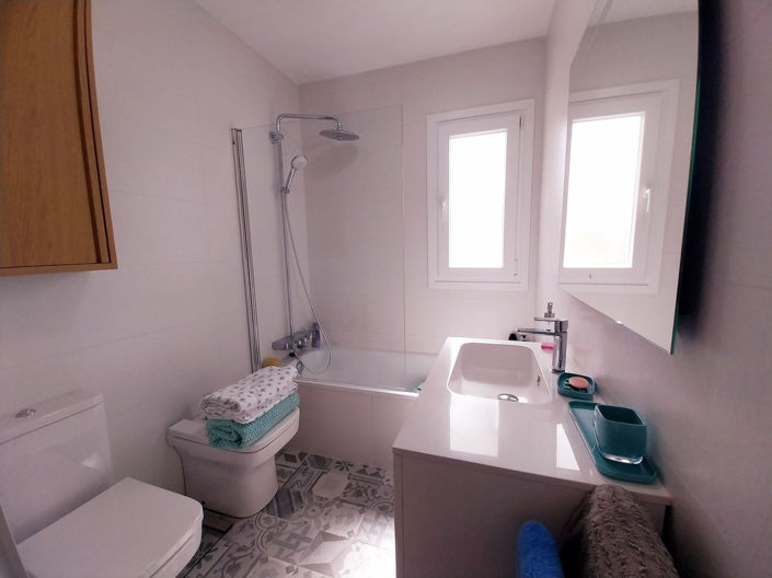 Image No.24-3 Bed Apartment for sale