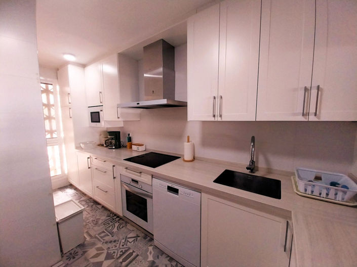 Image No.29-3 Bed Apartment for sale