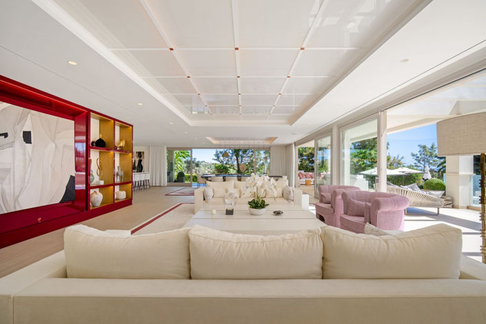 Image No.9-6 Bed Villa for sale