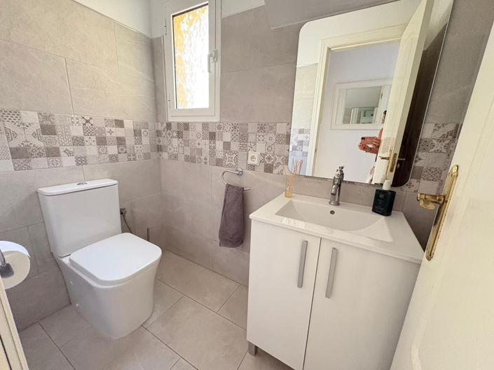 Image No.22-3 Bed Semi-Detached for sale