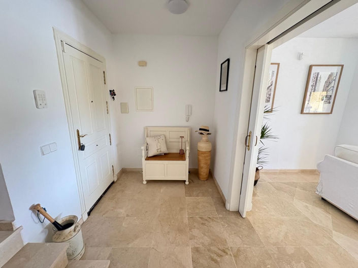 Image No.23-3 Bed Semi-Detached for sale