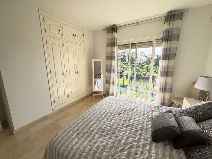 Image No.27-3 Bed Semi-Detached for sale