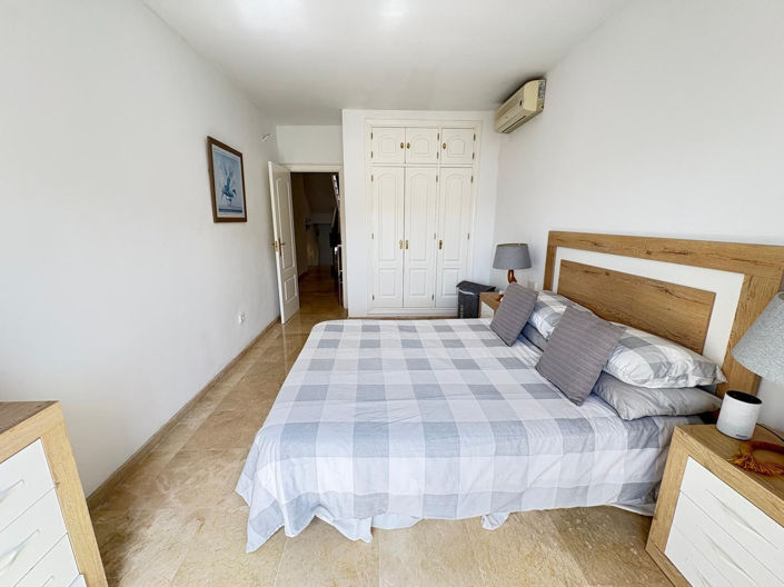 Image No.31-3 Bed Semi-Detached for sale