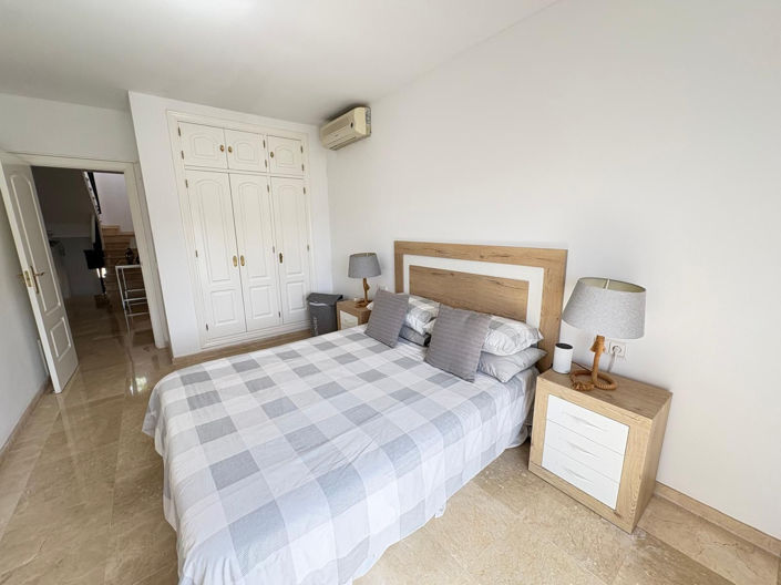 Image No.32-3 Bed Semi-Detached for sale