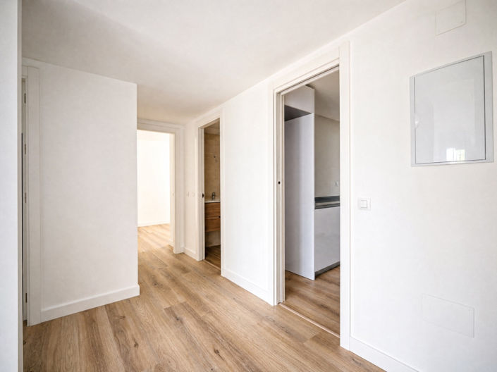 Image No.15-3 Bed Apartment for sale