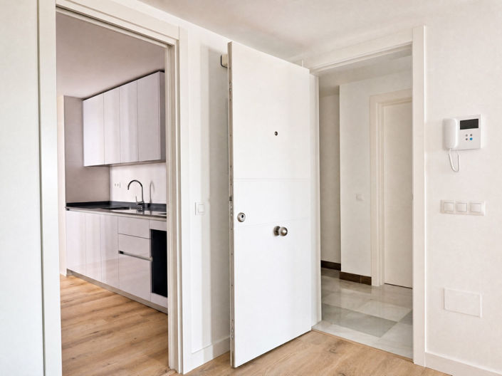 Image No.23-3 Bed Apartment for sale