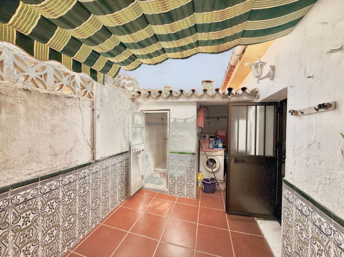 Image No.4-Villa de 4 chambres à vendre à Malaga