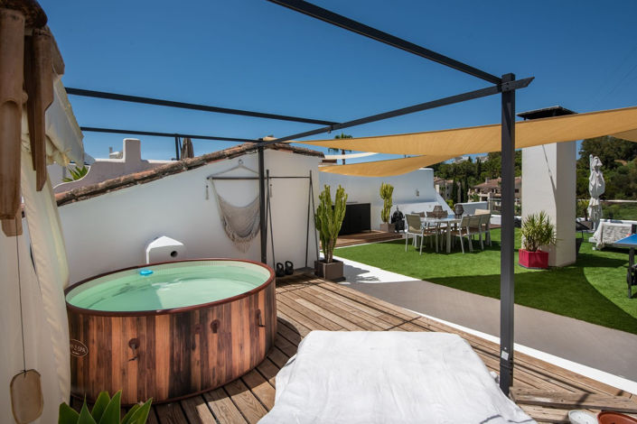 Image No.39-3 Bed Apartment for sale