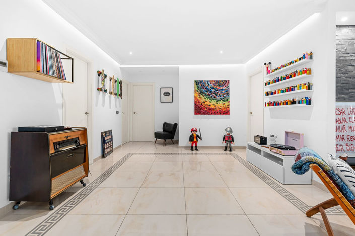 Image No.6-3 Bed Apartment for sale