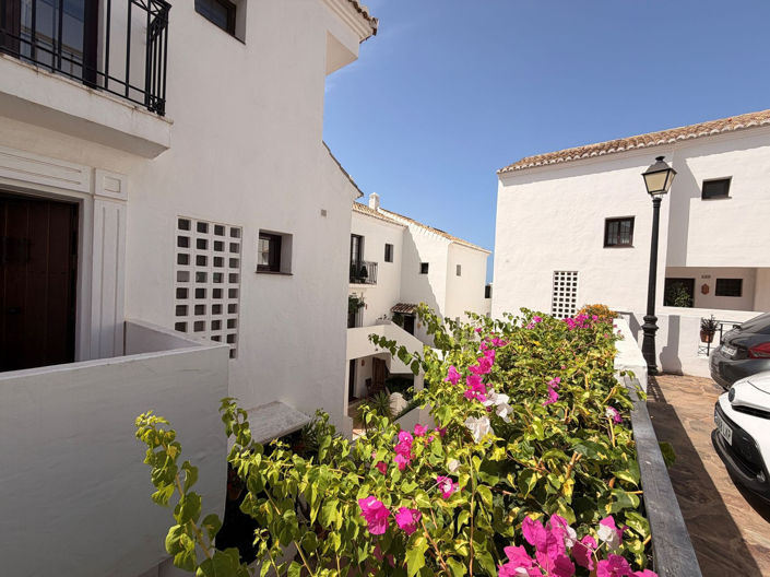 Image No.17-2 Bed Apartment for sale