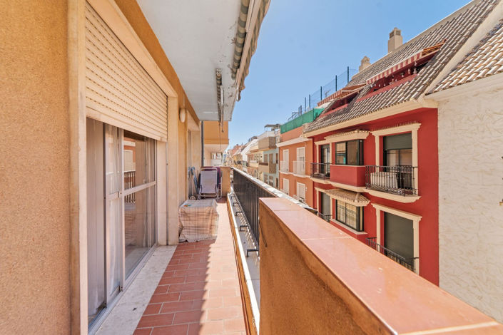 Image No.8-2 Bed Apartment for sale
