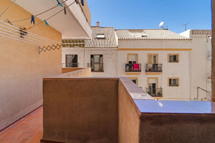 Image No.9-2 Bed Apartment for sale