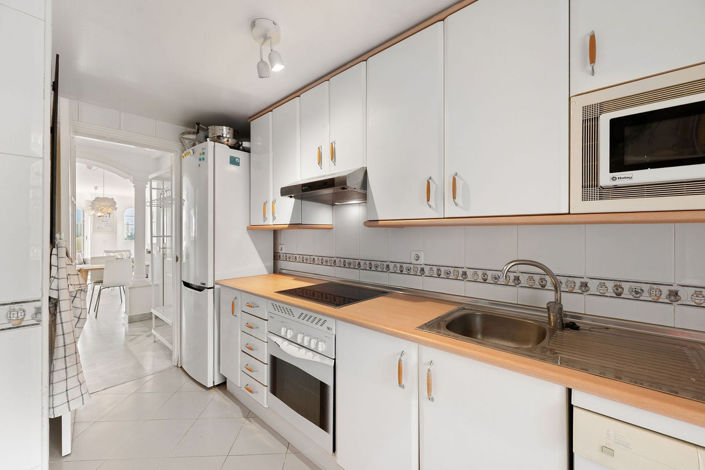 Image No.16-2 Bed Apartment for sale