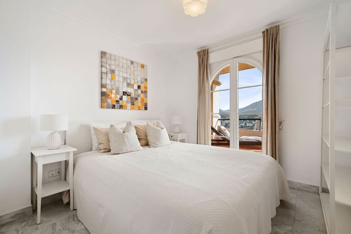 Image No.21-2 Bed Apartment for sale