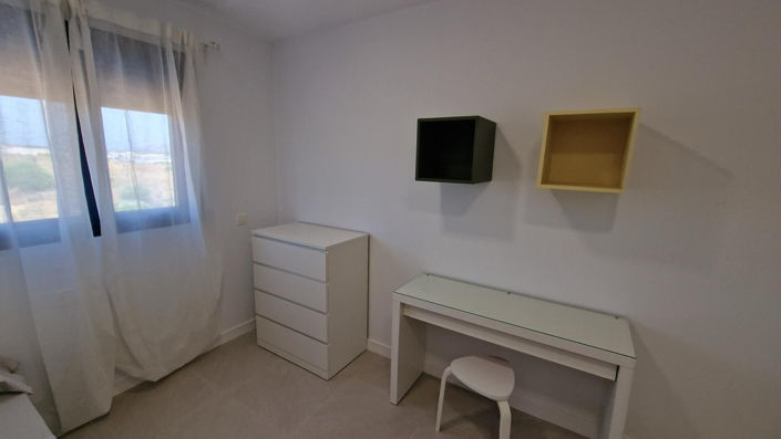 Image No.40-3 Bed Townhouse for sale