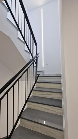 Image No.43-3 Bed Townhouse for sale