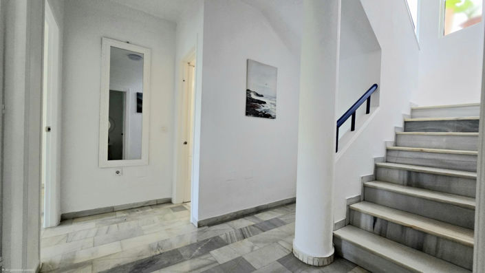 Image No.13-3 Bed Townhouse for sale