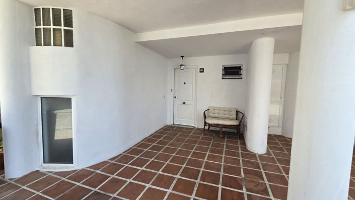 Image No.2-3 Bed Townhouse for sale