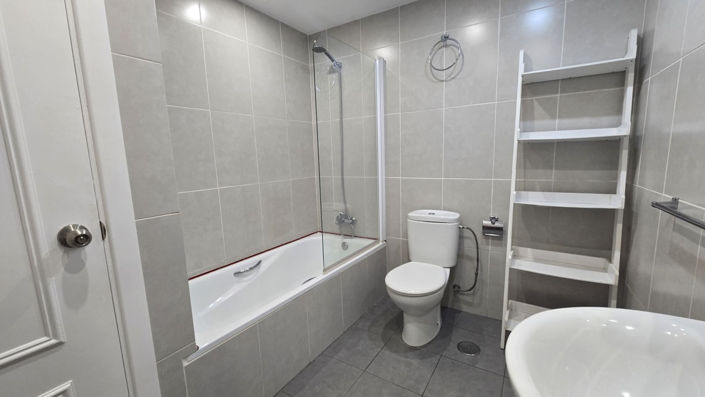 Image No.21-3 Bed Townhouse for sale