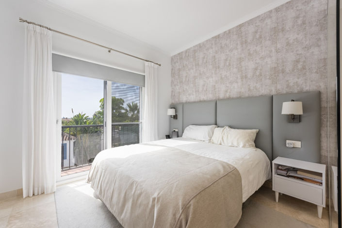 Image No.12-2 Bed Apartment for sale