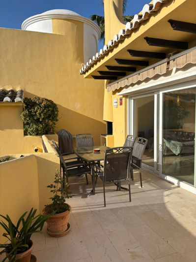 Image No.12-3 Bed Townhouse for sale