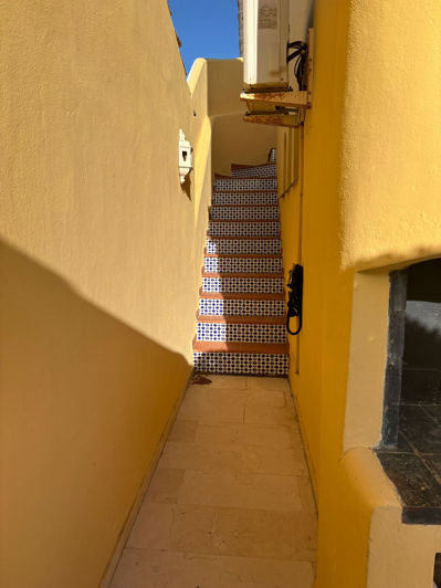 Image No.14-3 Bed Townhouse for sale