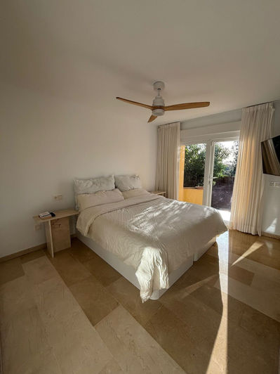 Image No.23-3 Bed Townhouse for sale