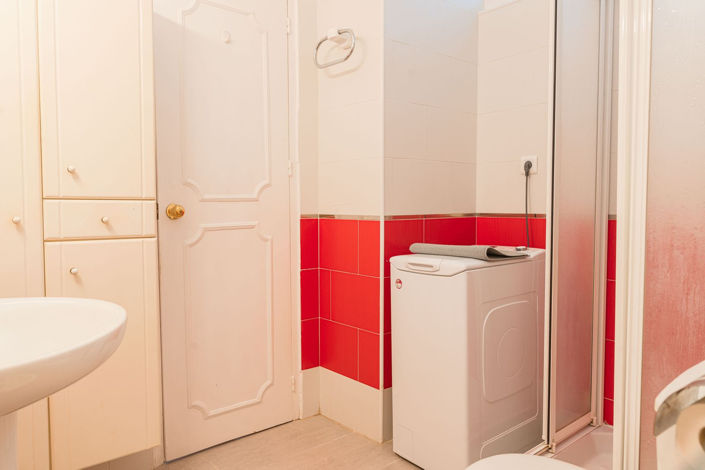 Image No.31-3 Bed Apartment for sale