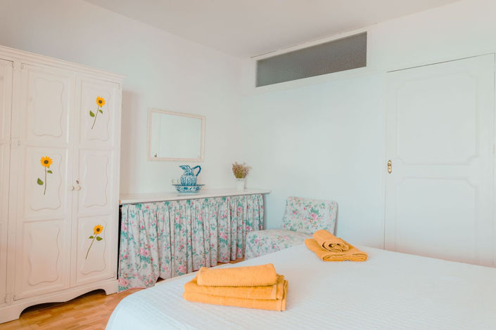 Image No.38-3 Bed Apartment for sale