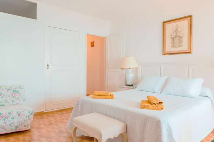 Image No.39-3 Bed Apartment for sale