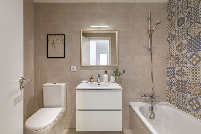 Image No.20-2 Bed Apartment for sale