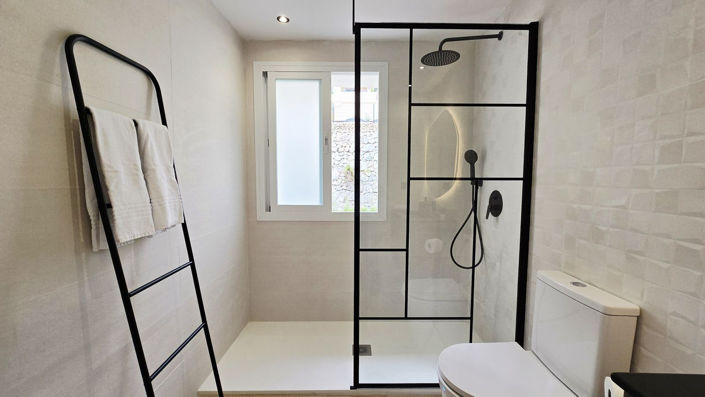 Image No.22-3 Bed Apartment for sale