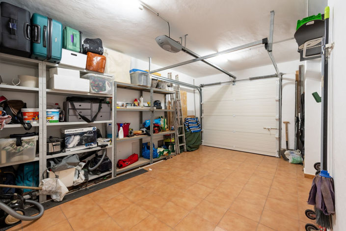 Image No.42-3 Bed Semi-Detached for sale