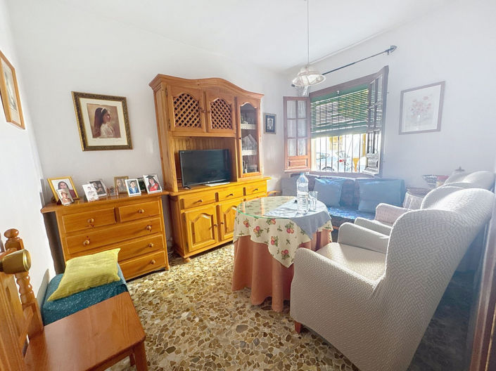 Image No.2-5 Bed Townhouse for sale