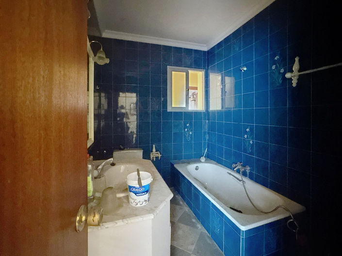 Image No.22-5 Bed Townhouse for sale