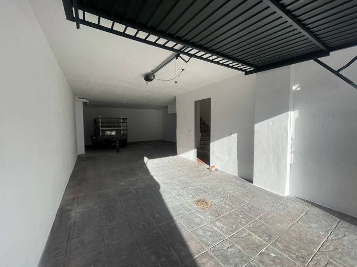 Image No.47-3 Bed Semi-Detached for sale