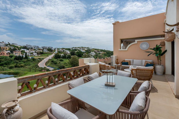 Image No.18-3 Bed Apartment for sale