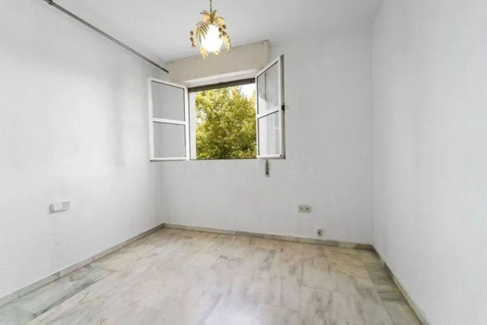 Image No.15-3 Bed Apartment for sale