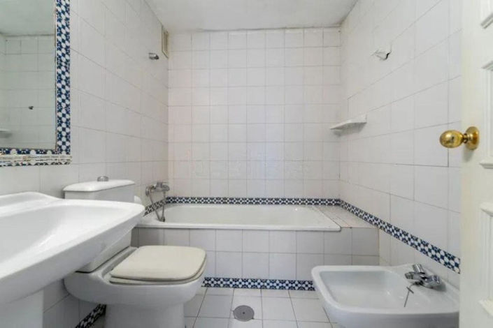 Image No.17-3 Bed Apartment for sale
