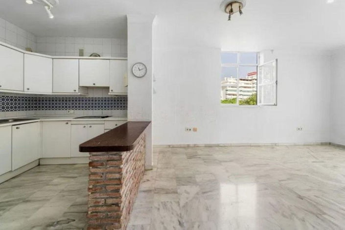 Image No.6-3 Bed Apartment for sale