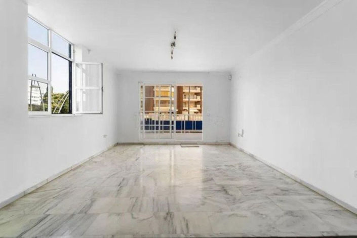 Image No.7-3 Bed Apartment for sale
