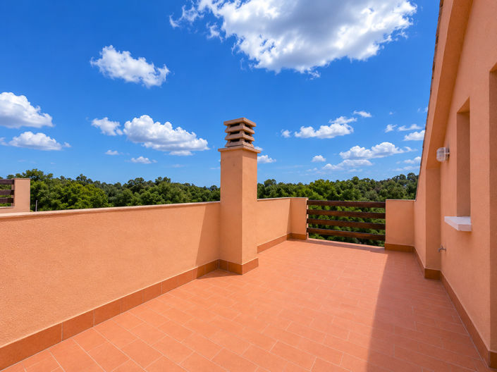 Image No.25-3 Bed Apartment for sale
