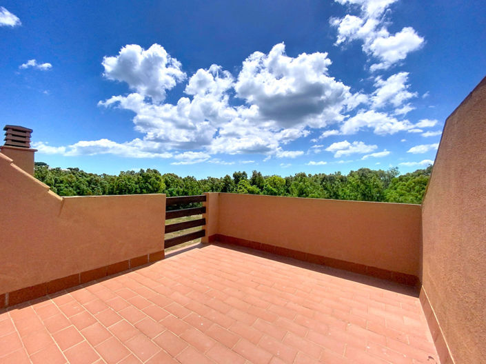 Image No.30-3 Bed Apartment for sale