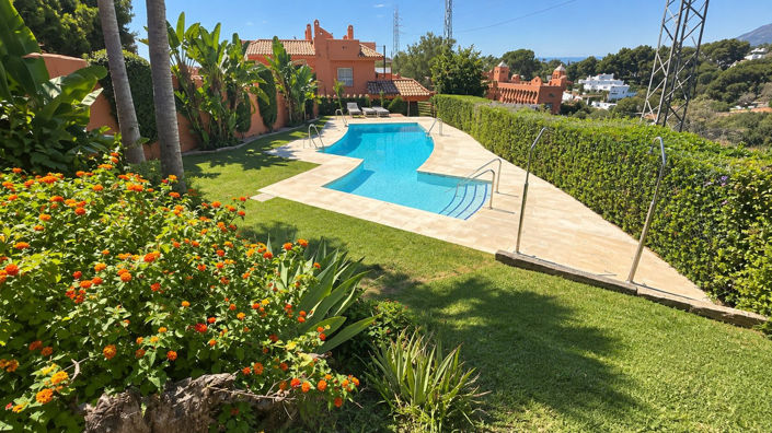 Image No.32-5 Bed Townhouse for sale