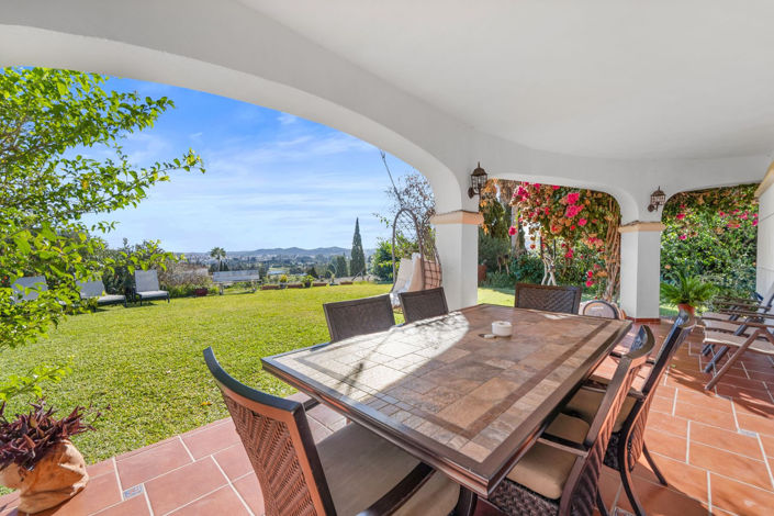Image No.2-Villa de 4 chambres à vendre à Mijas