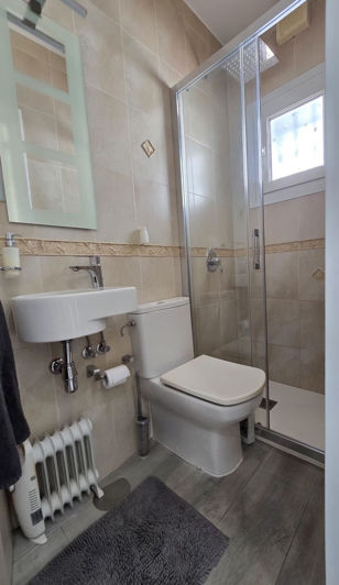 Image No.20-2 Bed Townhouse for sale