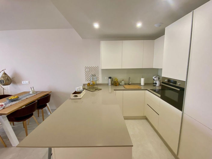 Image No.19-2 Bed Apartment for sale