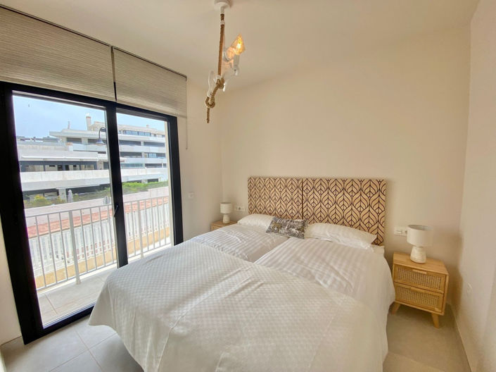 Image No.20-2 Bed Apartment for sale